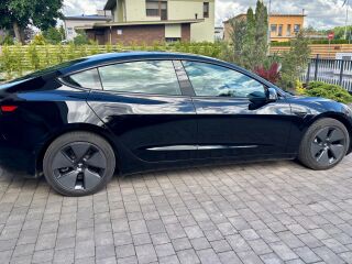 Tesla Model 3 208кВ