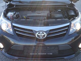 Toyota Avensis Touring Executive Facelift EU5 2.0 R4 D-4D TDI 91kW