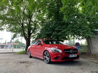 Mercedes-Benz CLA 180 1.6 90kW