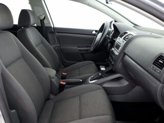Volkswagen Golf Comfortline ATM 1.6 75kW