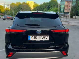 Toyota Highlander PREMIUM 2.5 140kW
