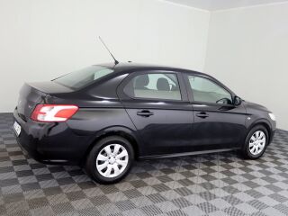 Peugeot 301 Comfort 1.2 53kW