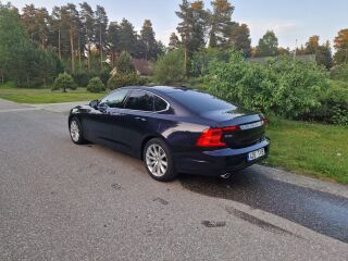 Volvo S90 Momentum 2.0 T4 140kW