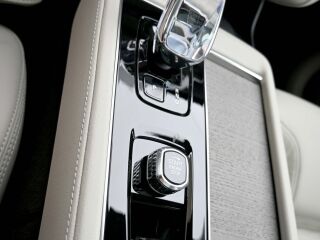 Volvo XC90 AWD 4C B&W LUXURY BRIGHT 7 XENIUM INTELLI SAF 2.0 T8 Plug-in Long range 335kW