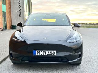 Tesla Model Y Long Range 4WD 378kW