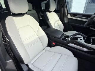 Porsche Cayenne Sport Design Pakett 3.0 260kW
