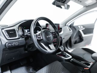 Kia Ceed Executive Comfort Line 1.5 117kW