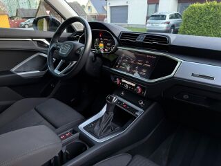Audi Q3 45 Sportback e-tron Model 2023 1.4 110kW
