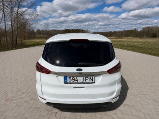 Ford S-MAX 2.0 155kW