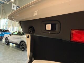 Mercedes-Benz E 400 4M AMG Facelift 2.9 243kW