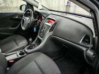 Opel Astra 1.4 103kW