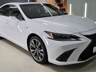 Lexus ES 300h F-Sport S Mark Levinson 2.5 131kW