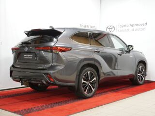 Toyota Highlander Premium 2.5 140kW