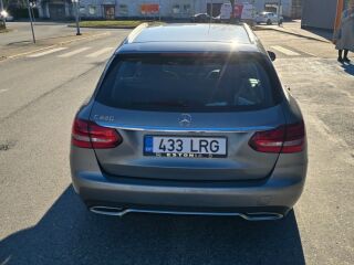 Mercedes-Benz C 220 2.1 125kW