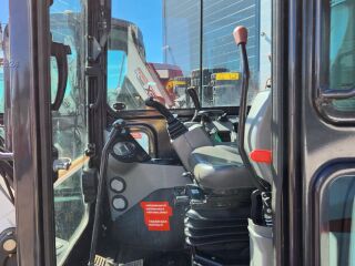 Bobcat E50 Long Arm
