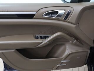 Porsche Cayenne S Diesel 4.1 V8 281kW
