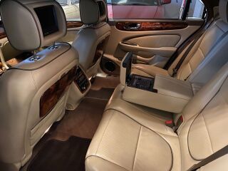 Jaguar XJ L Vanden-Plas 4.2 219kW