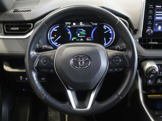 Toyota RAV4 Style 2.5 131кВ
