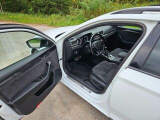 Skoda Superb Sportline 2.0 140кВ