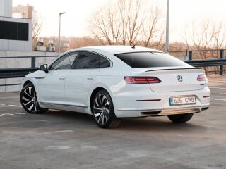 Volkswagen Arteon R-Line 4-motion 2.0 R4 140kW