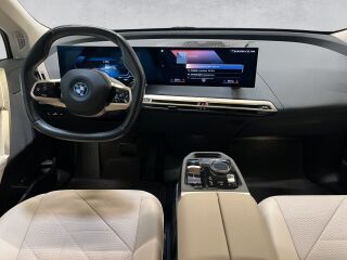 BMW iX xDrive 40 240kW