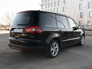 Ford Galaxy GHIA 2.0 103kW