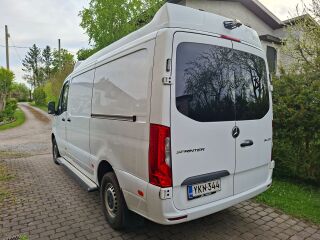 Mercedes-Benz Sprinter 140kW