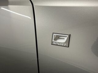 Lexus ES 300h 2.5 131kW