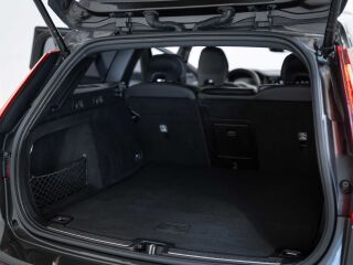 Volvo V60 R-Design 2.0 D4 140кВ