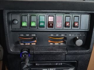 Volvo 244 2.1 74kW