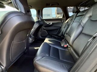 Volvo V90 Cross Country D4 AWD Geartronic 2.0 140kW