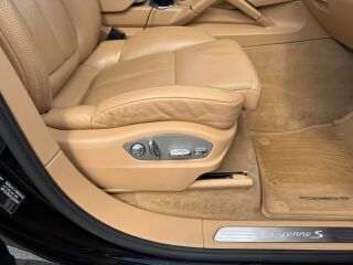 Porsche Cayenne 3.0 180кВ