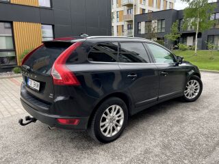Volvo XC60 Summum AWD 2.4 D5 151kW