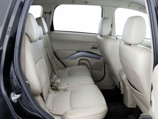 Mitsubishi Outlander Luxury 2.0 DI-D 103kW