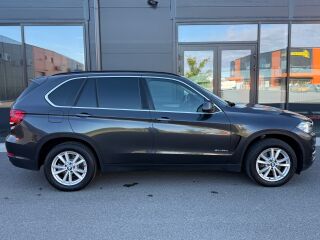 BMW X5 xDrive30d Comfort 3.0 R6 d 190kW
