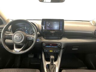 Toyota Yaris Active Plus Hybrid 1.5 68кВ