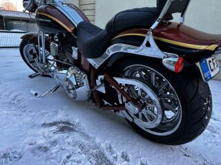 Harley-Davidson Custom Bike FXSTSSE2 61kW
