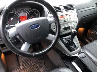 Ford Kuga Individual 2.0 R4 TDI 120kW