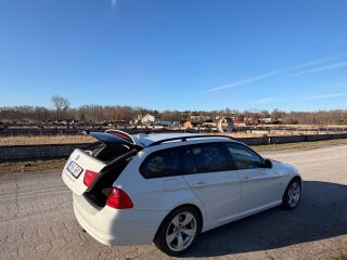 BMW 320 2.0 130kW