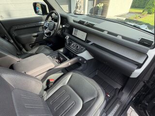 Land Rover Defender 110 X-Dynamic SE 3.0 221kW