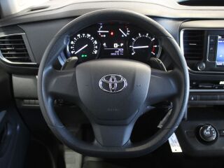 Toyota ProAce Verso Long Shuttle 2.0 130кВ