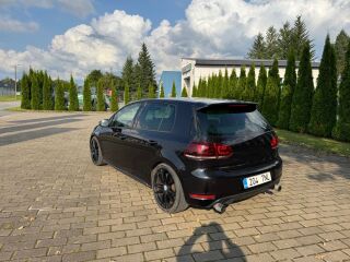 Volkswagen Golf GTI 2.0 155kW