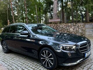 Mercedes-Benz E 300 de 4Matic Avantgarde 2.0 143kW