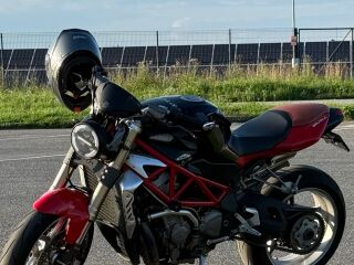 MV Agusta Brutale 100kW