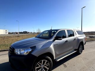 Toyota Hilux 2.4 110kW