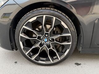 BMW 730 M-Sportpakett xDrive Facelift 3.0 195кВ