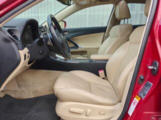 Lexus IS 250 2.5 153kW
