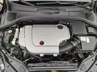 Volvo XC60 EXECUTIVE 4X4 AWD 2.4 R5 D5 136кВ