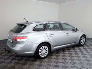 Toyota Avensis Linea Sol 1.8 108kW