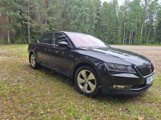 Skoda Superb 1.4 110кВ